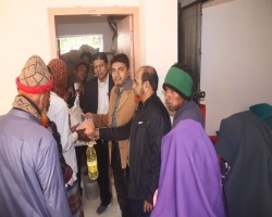 মনিরামপুর পৌরসভায় টিসিবি পন্য বিতরণ কার্যক্রম চলছে।